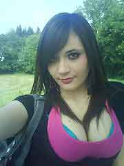 romantic lady looking for guy in Madison Heights, Michigan